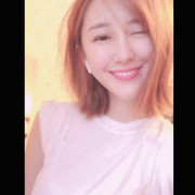 Li Xue on My World.